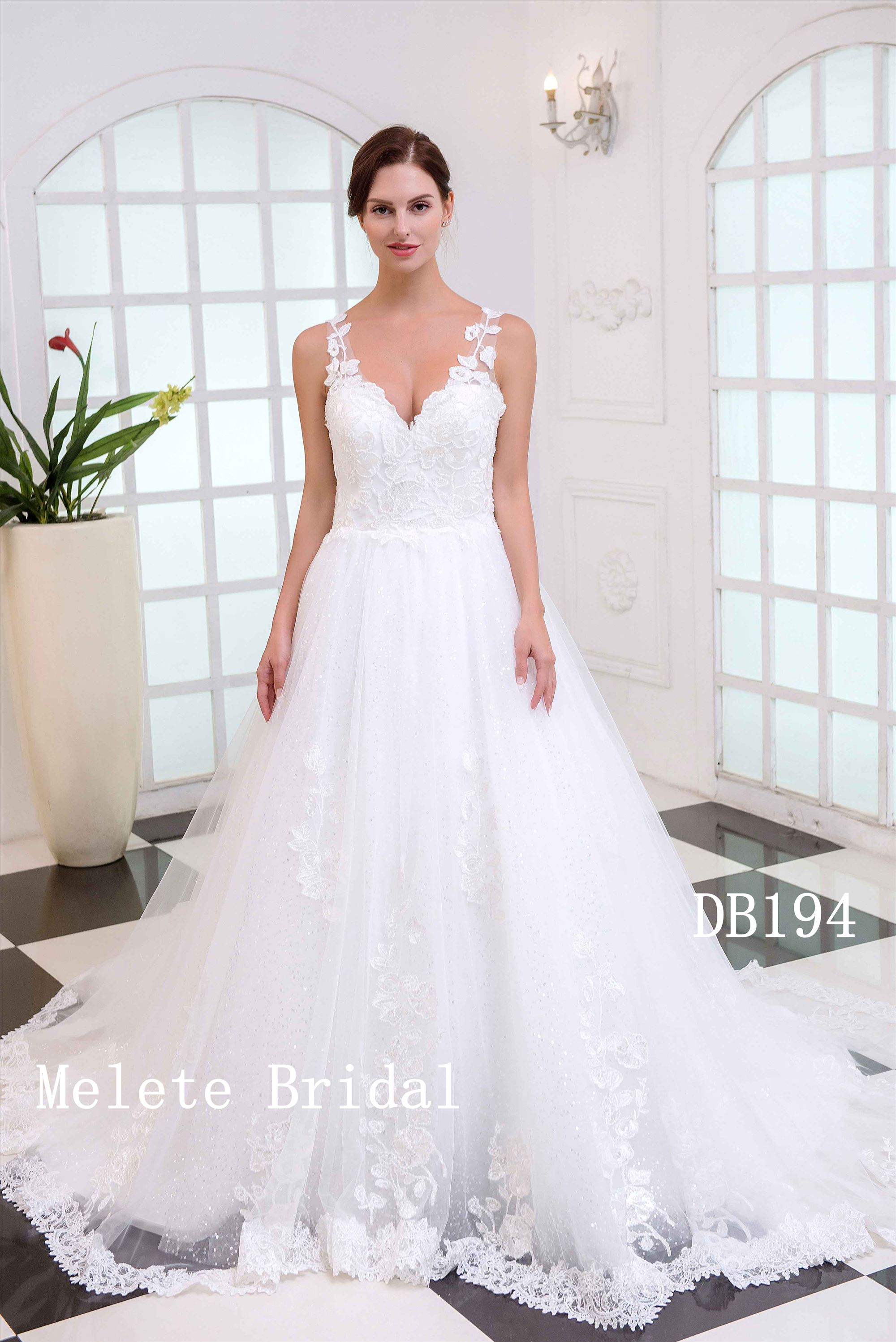 DB194 princess style open back A line lace wedding dress