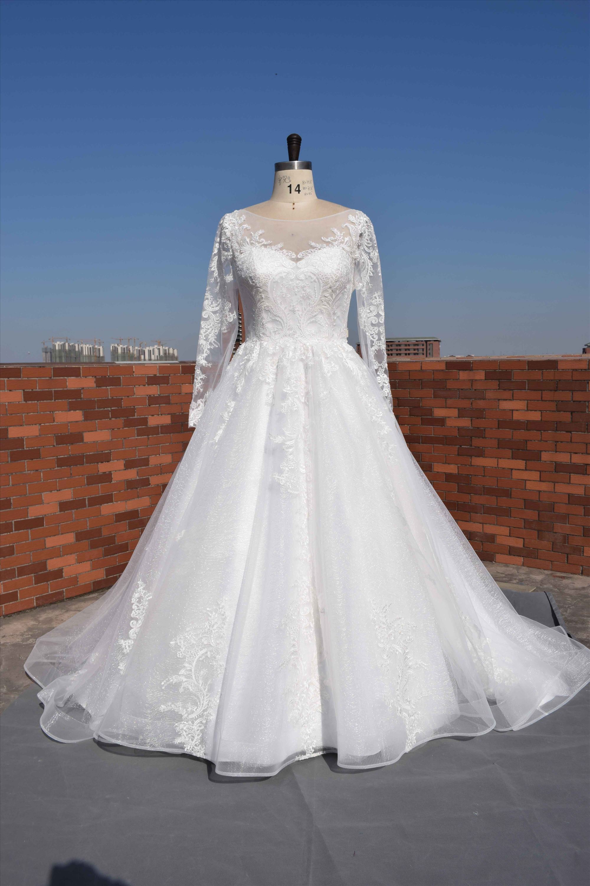 Hot sell custom made princess style wedding dress with long sleeves