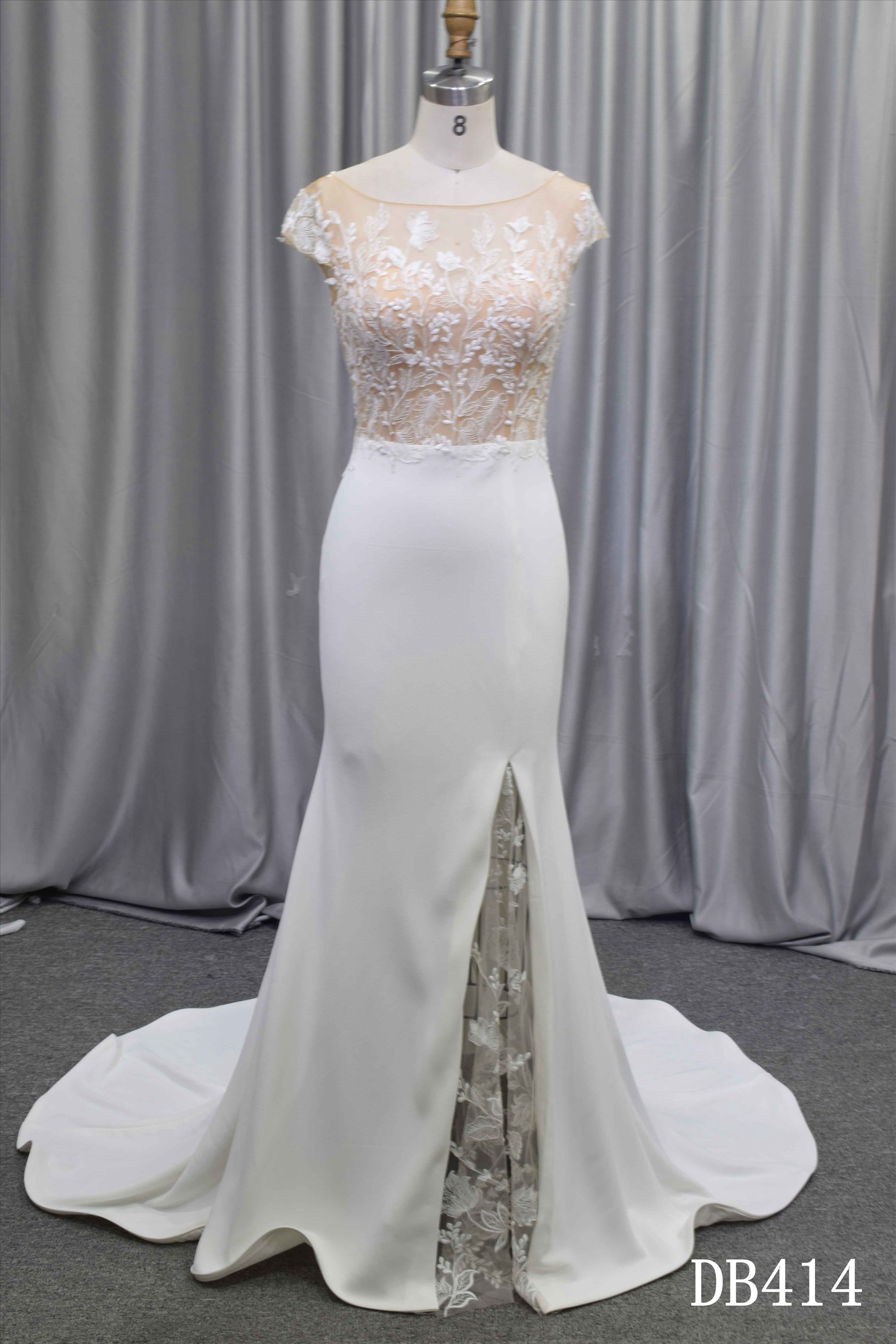 New design crepe fabric wholesale price wedding dress