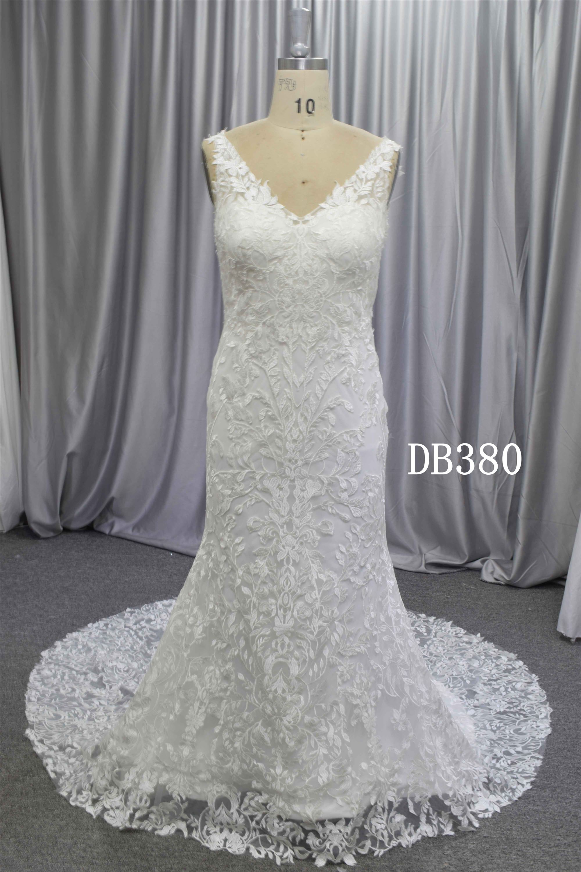 V neckline mermaid brilliant lace wedding dress