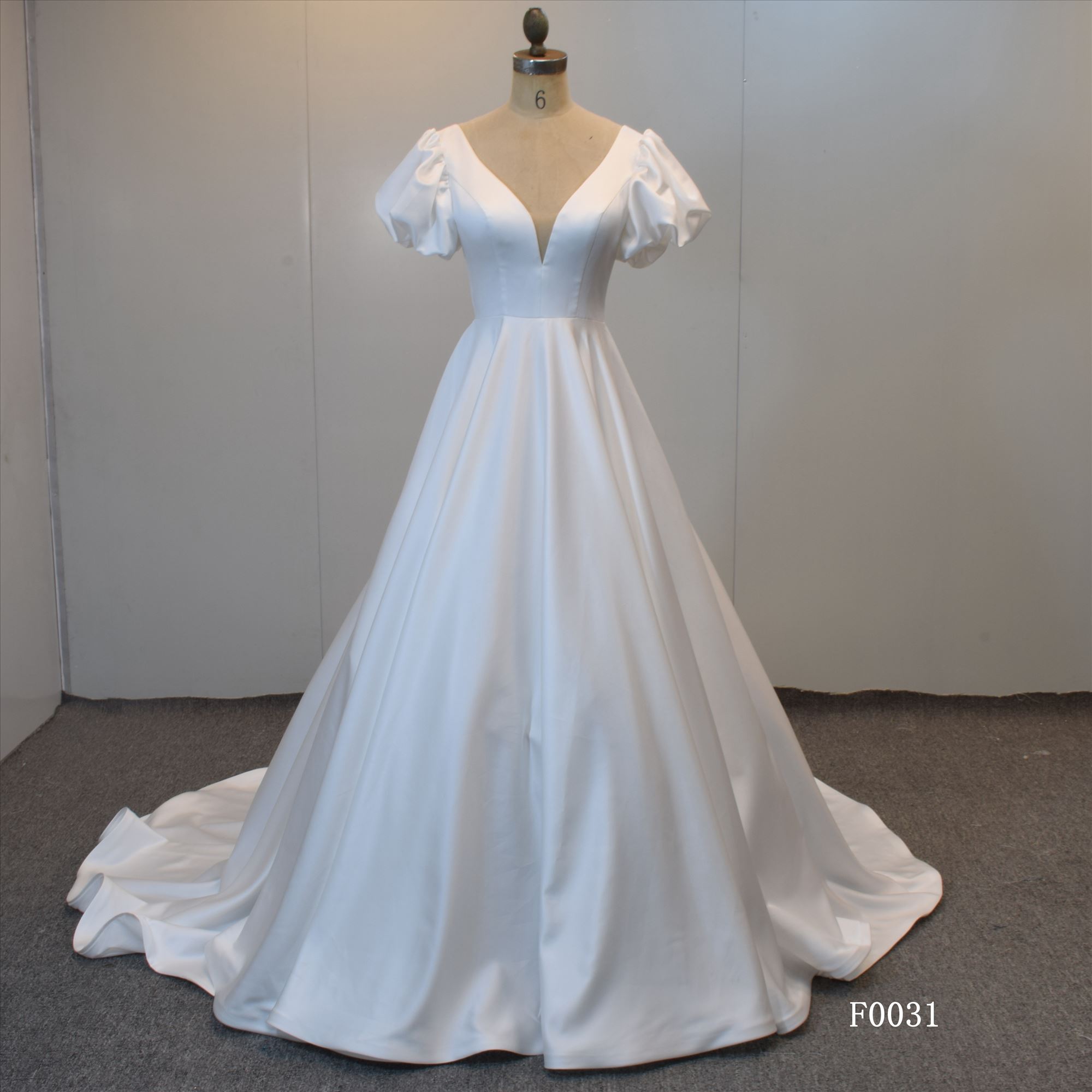 Short Sleeves Satin Wholesale wedding dress Lace Up bridal dress