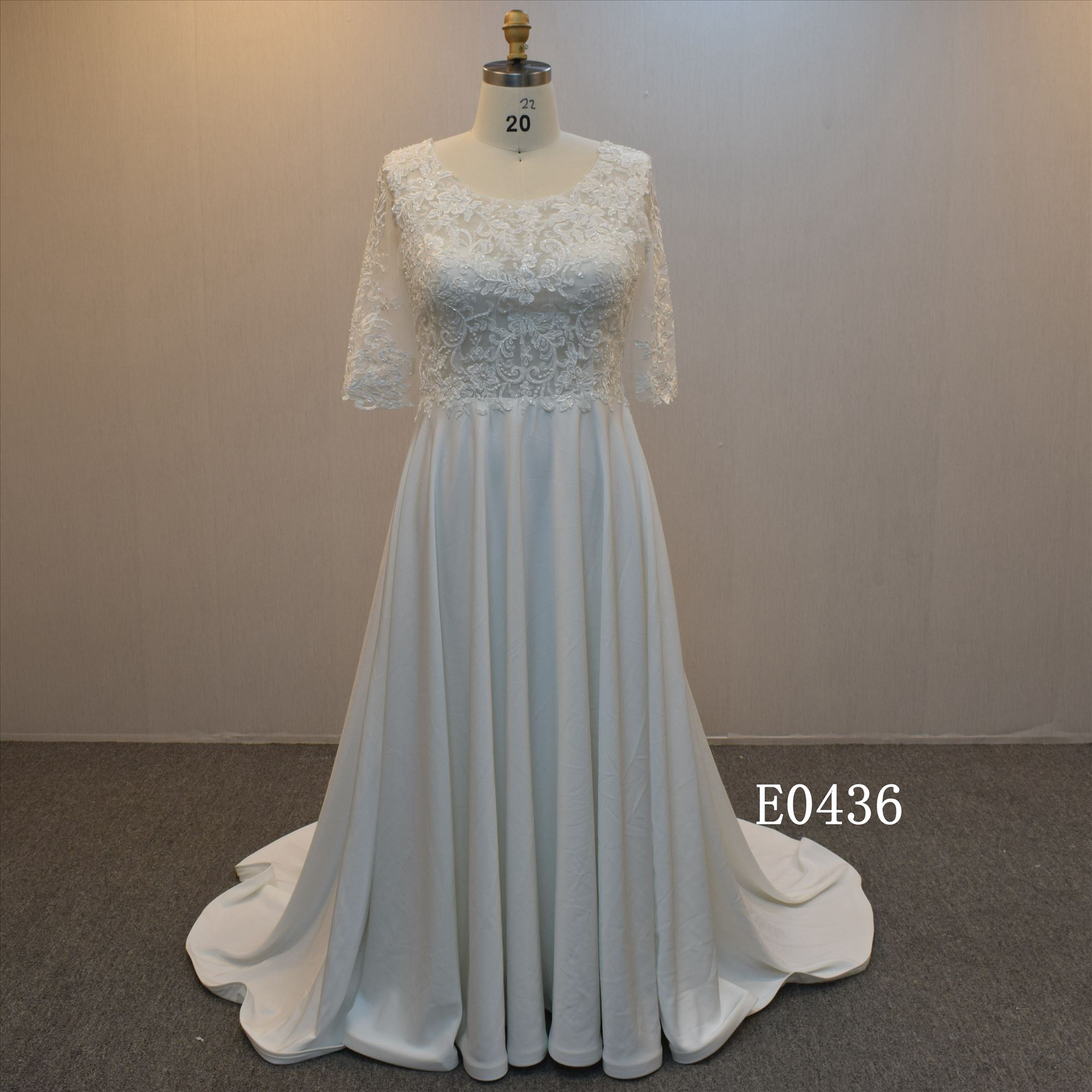 2022 A Line Bridal Wedding Dress With Half Sleeves Satin Bridal Dress