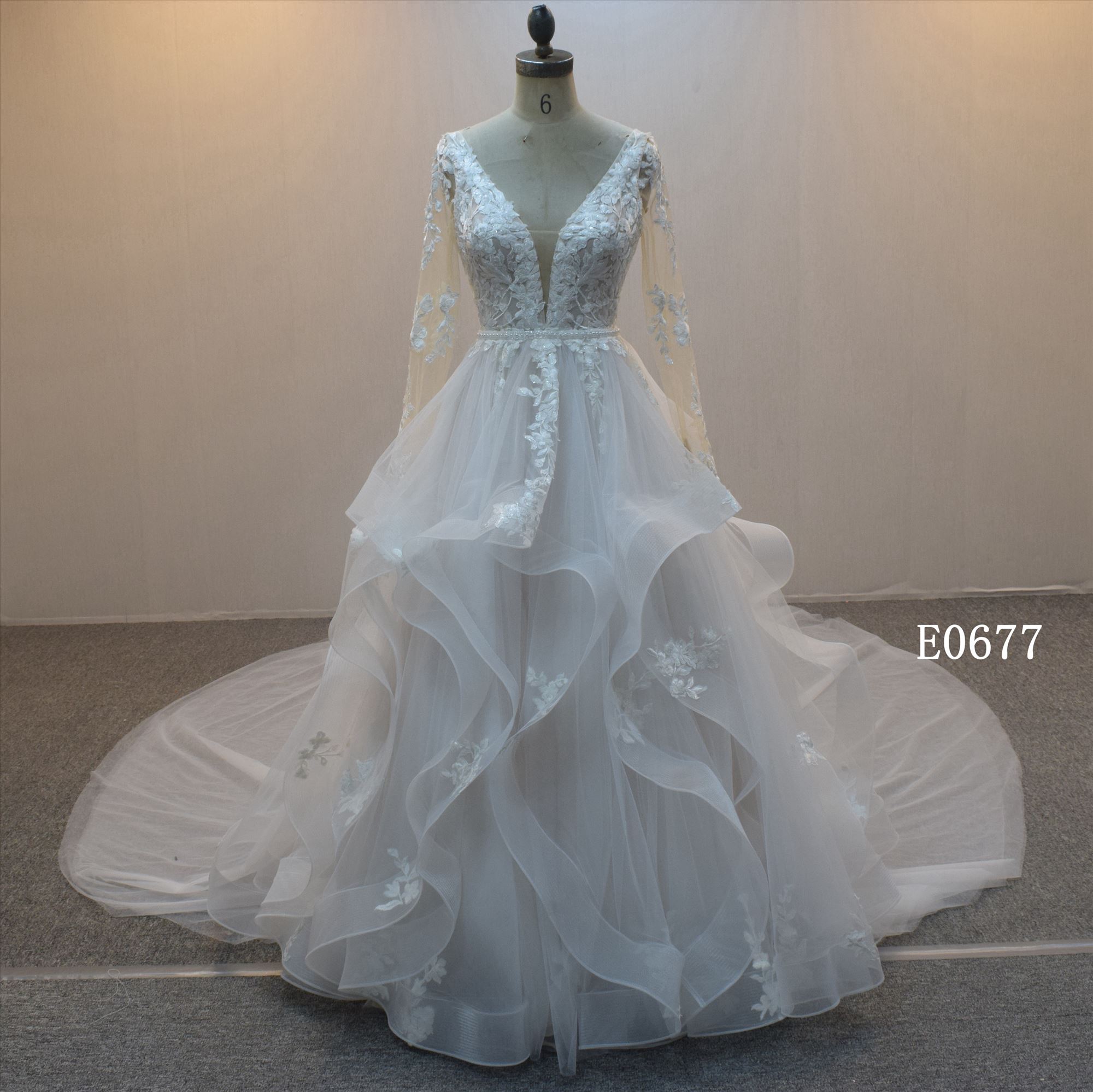 Wholesale A Line Customized Long Sleeve Bridal Dress