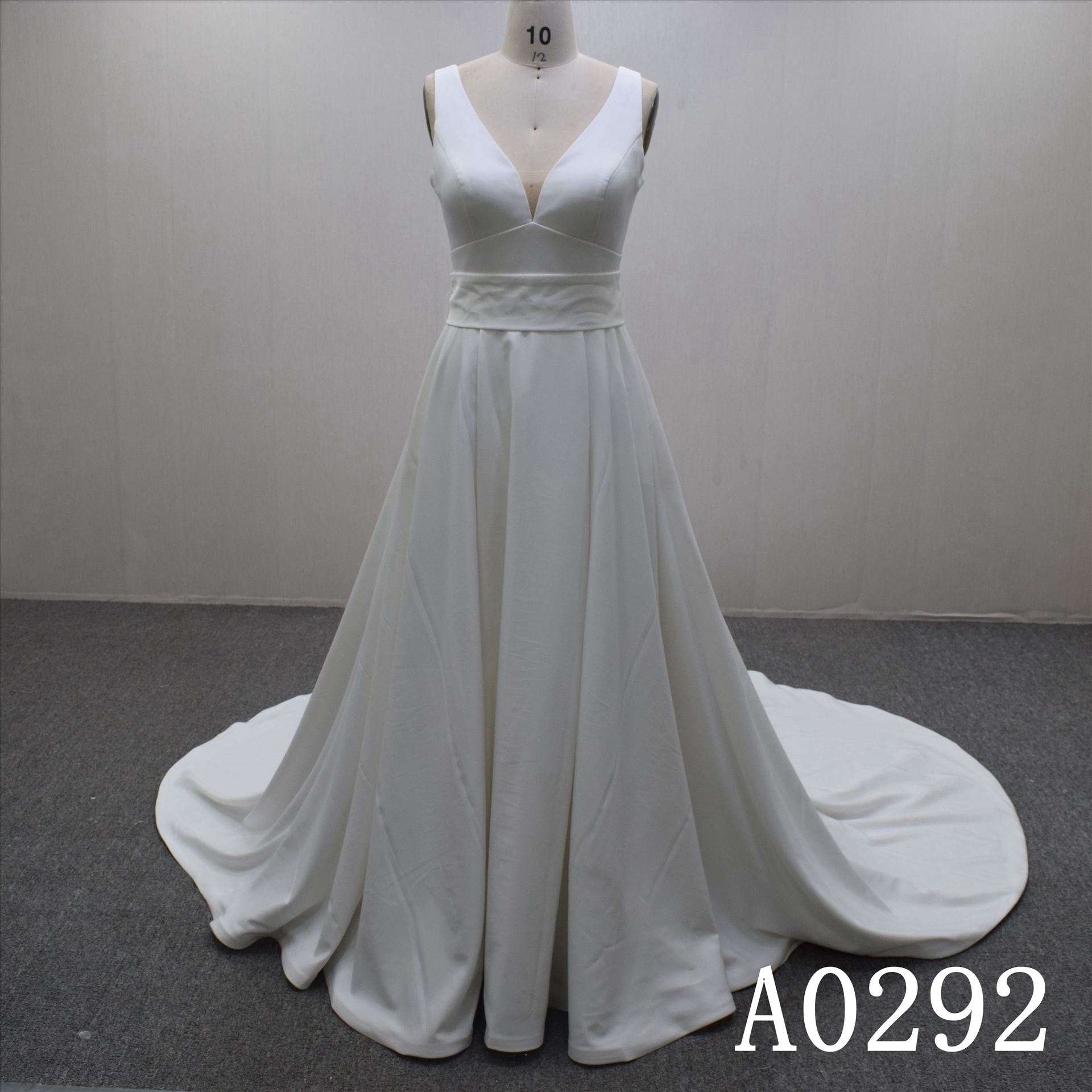 Simple Mild V Neck  Backless Taffeta Hand Made Wedding Dress