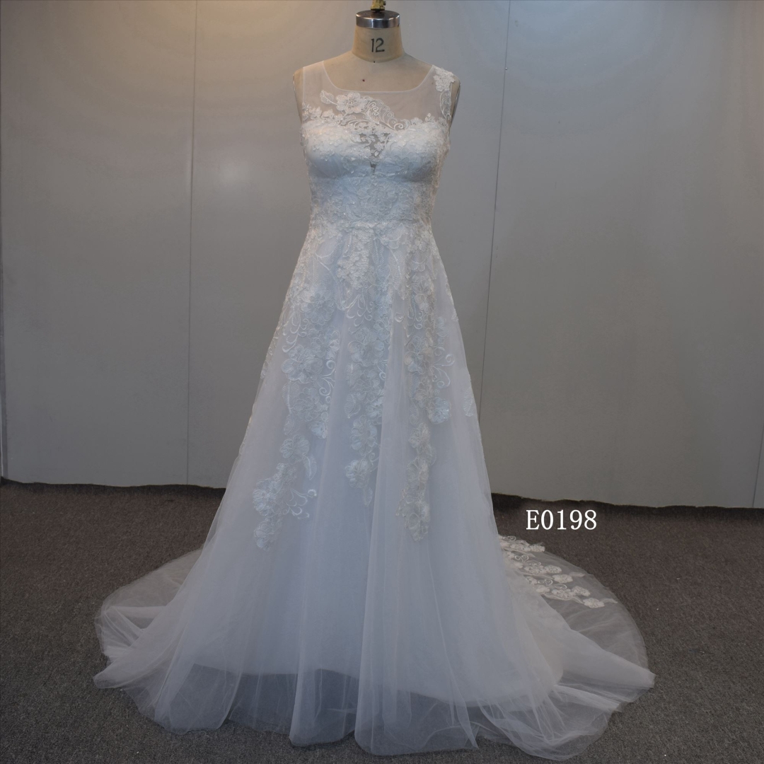 Square Neckline Wedding Gown A-Line And Sleeveless Bridal Dress From China