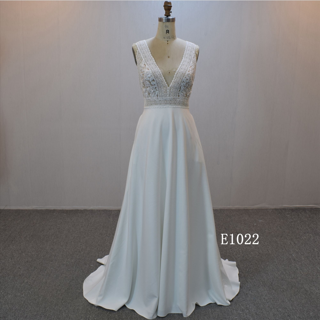 New design A-line bridal dress guangzhou factory made elegant Lace bridal dress