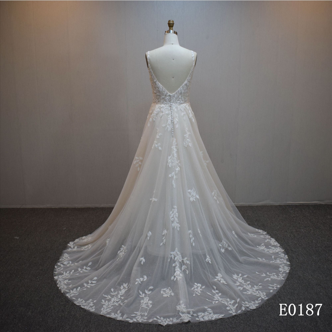 Lastest design A-line bridal dress guangzhou factory made elegant bridal dress