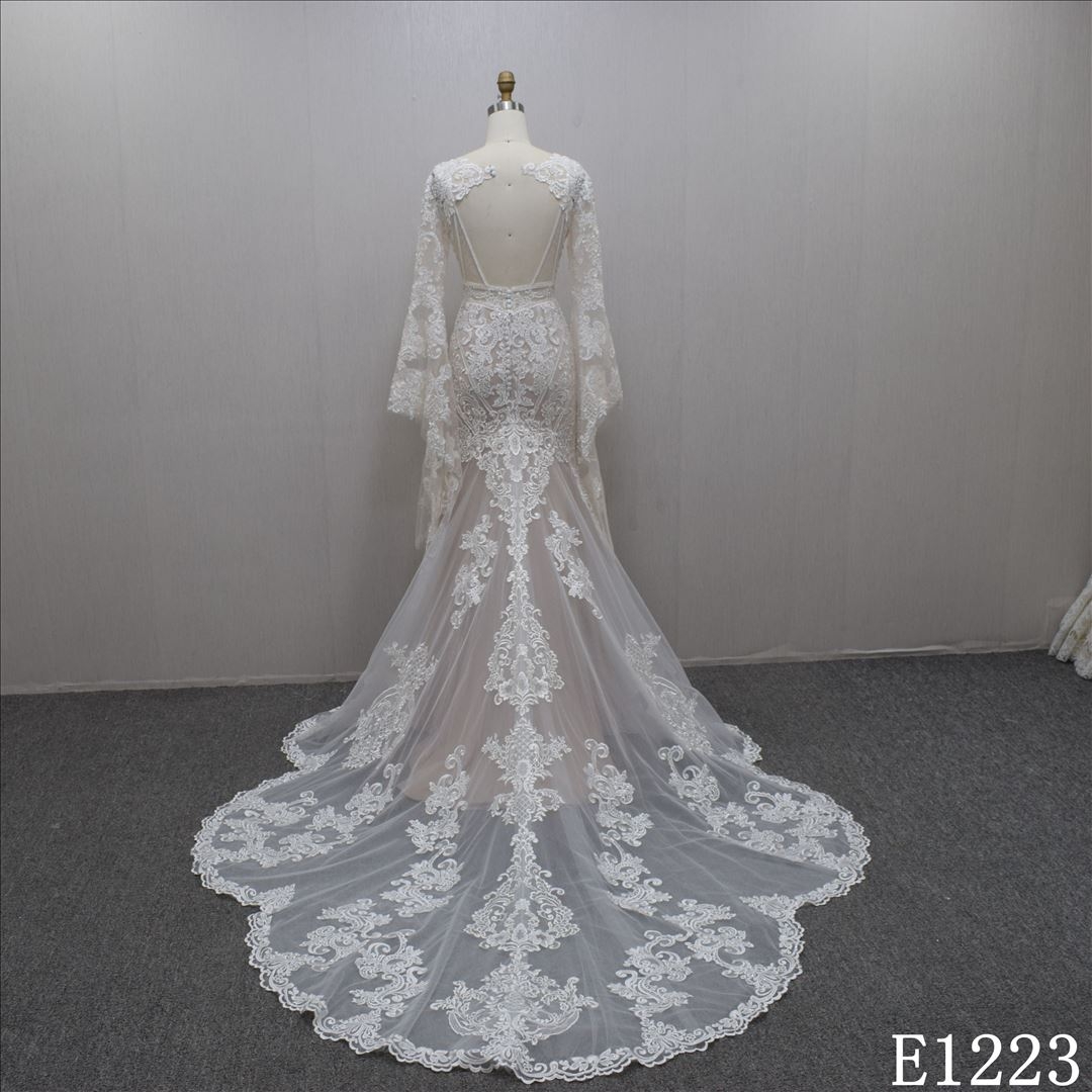 Hot seller BohemianTrumpet Ruffle sleeve V-neck appliques beading wedding dress