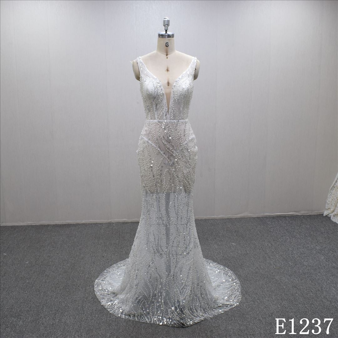 2023 Trendy Mermaid plunging V-neck beaded tulle sparkle wedding dress