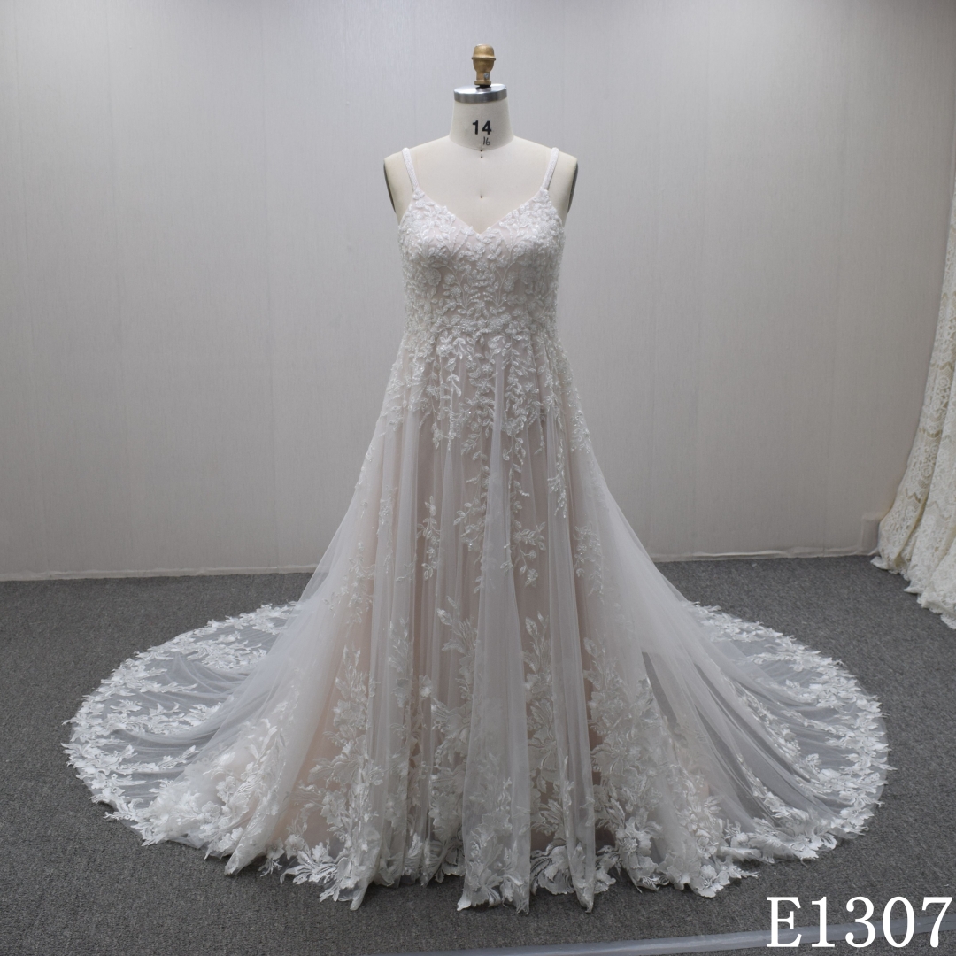 Lace Flower Spaghetti Straps  Wedding Dress Guang Zhou Wedding Dress supplier