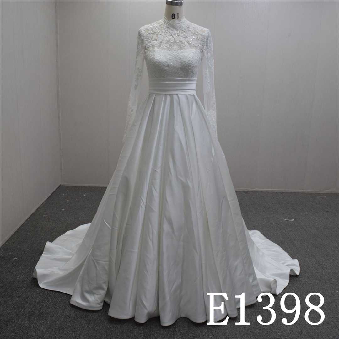 Summer Exquisite High-neck Lace Flower A-line Satin Hand Made Bridal Dress