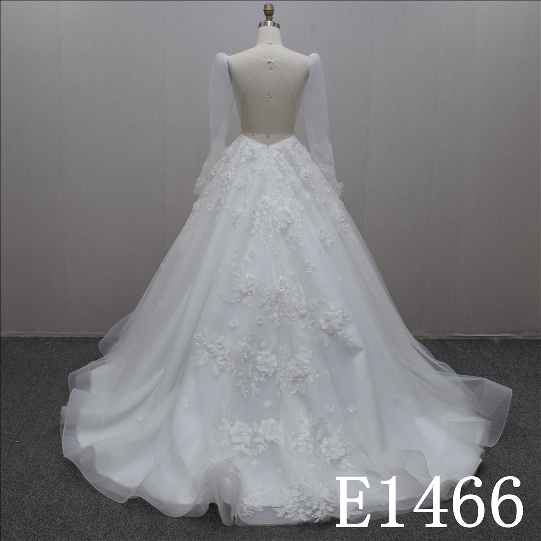 Sexy Deep V-Neck Lace Flower Ball Gown Tulle Hand Made Bridal Dress