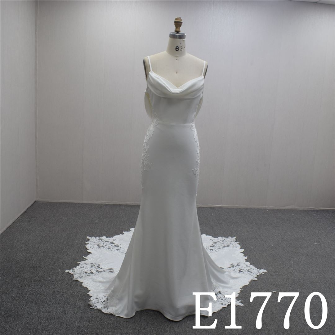 V-neckline Bridal dress with Sleeveless and Sweep Train