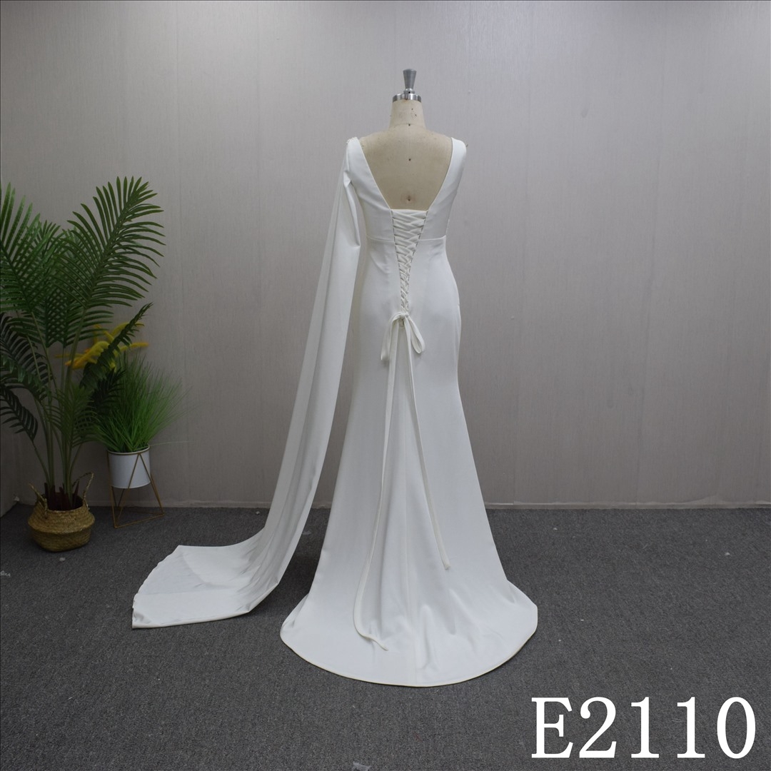 High Quality Elegant and simple Sleeveless  Wedding Dress