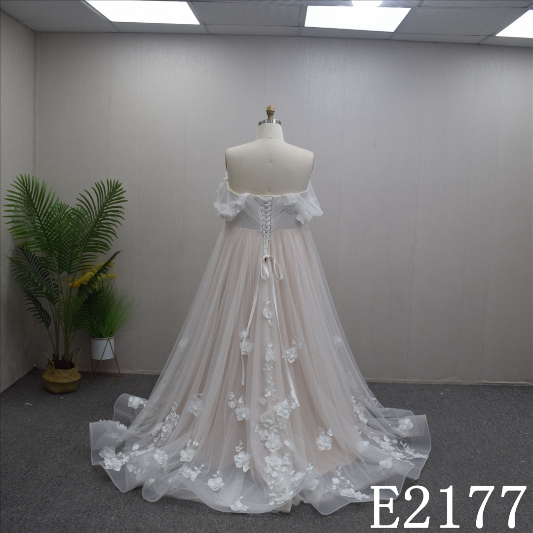 Sparkly Off shoulder Lace Appliqued Tulle Hand Made wedding Dress