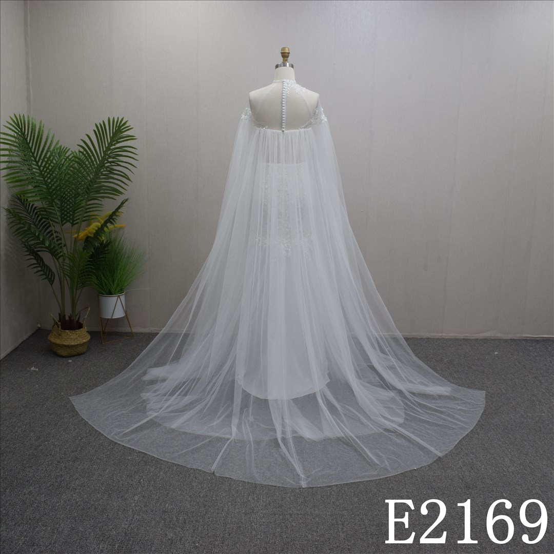 High Quality Elegant and simple Sleeveless  Wedding Dress