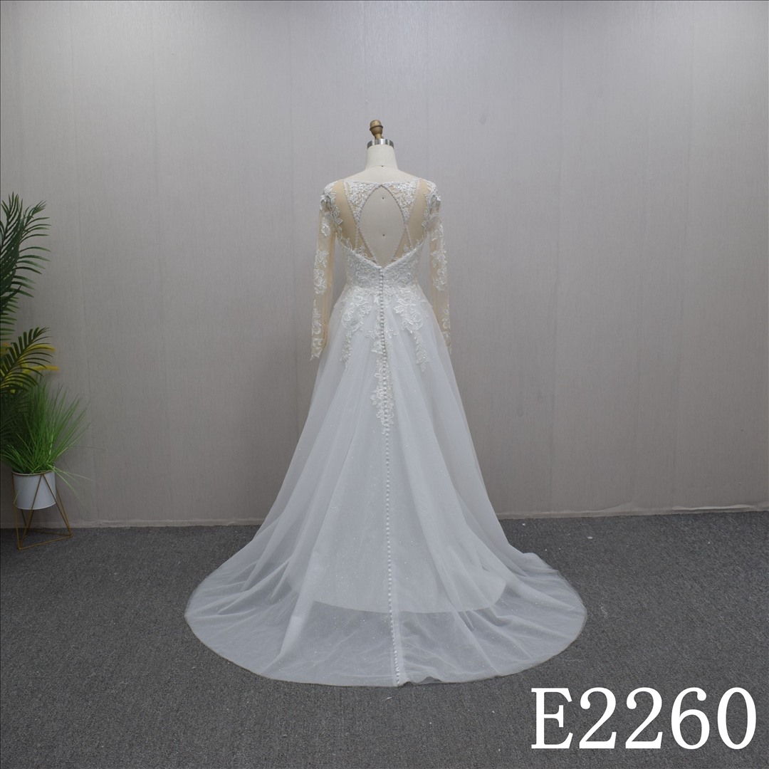 Special Long Sleeves and V-neck Lace Flower  Hand Made Bridal Dress