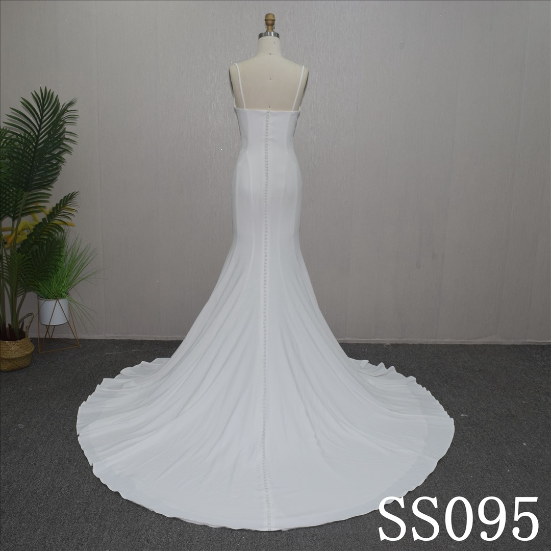 High Quality Elegant and simple Sleeveless  Wedding Dress