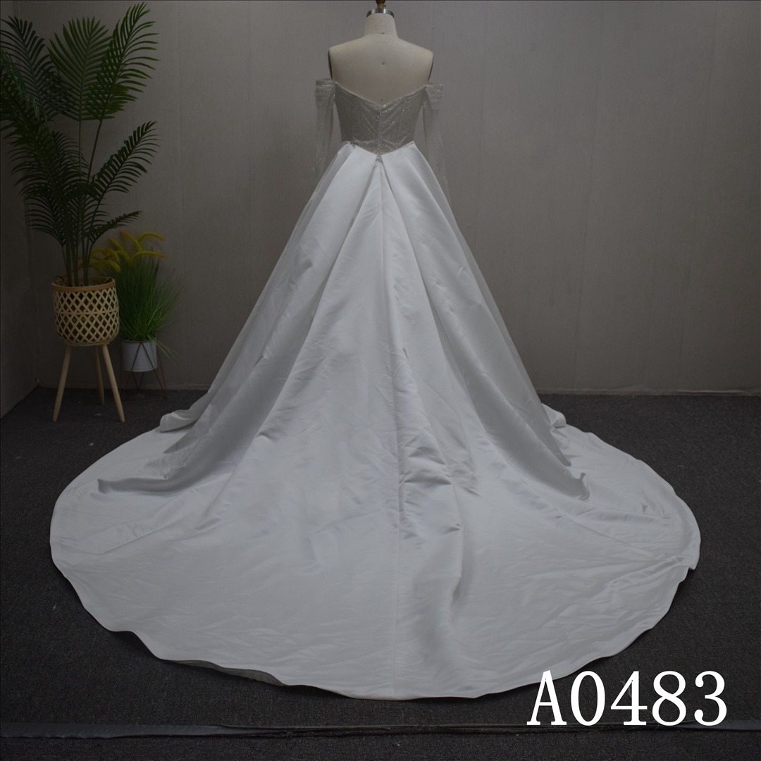 Special Long Sleeves A-line with a detachable Glitter net Hand made wedding dress