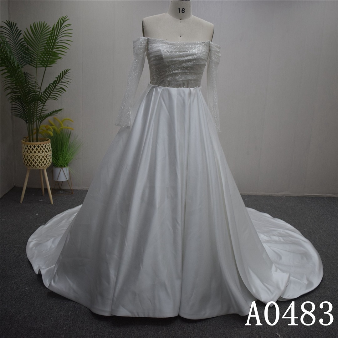 Special Long Sleeves A-line with a detachable Glitter net Hand made wedding dress