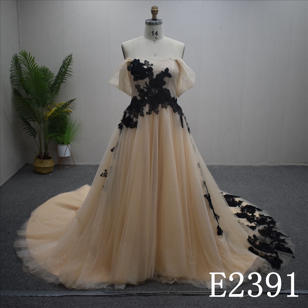 Simple Off Shoulder A-line Lace Flower Sweetheart Hand Made wedding Dress