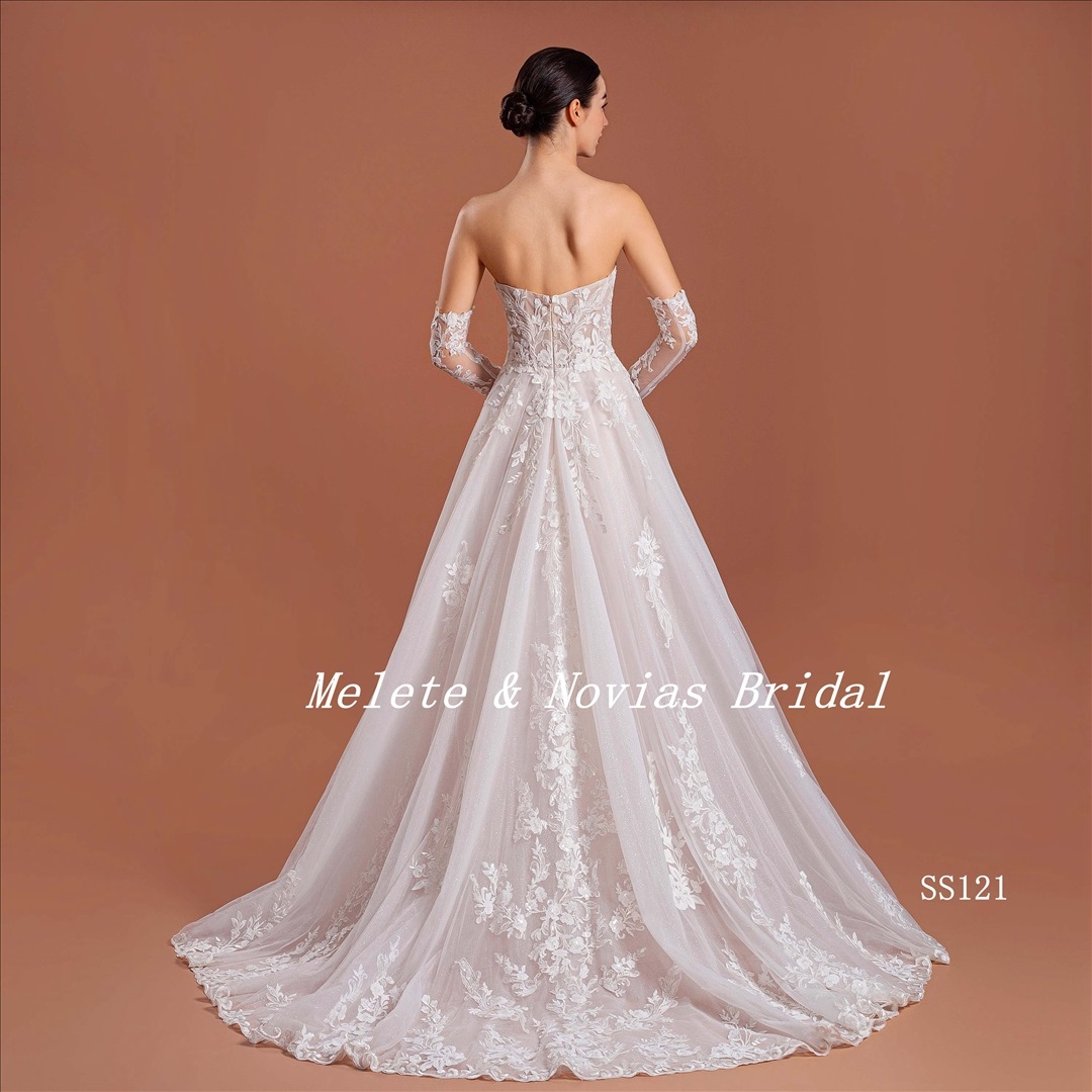 Sweat Heart Wedding Dress Half Sleeve Lace Flower Elegant Bridal Gowns