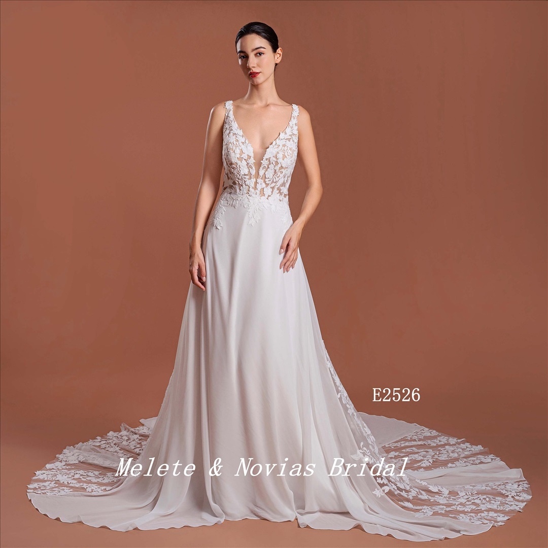 2024 New V Neckline Wedding Dress Elegant Ivory Bridal Gown