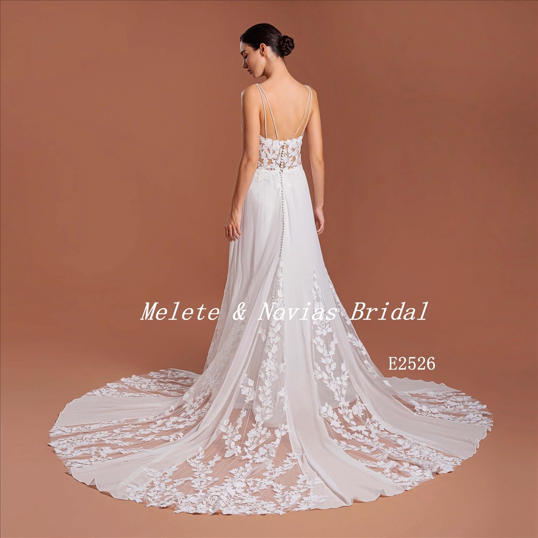 2024 New V Neckline Wedding Dress Elegant Ivory Bridal Gown