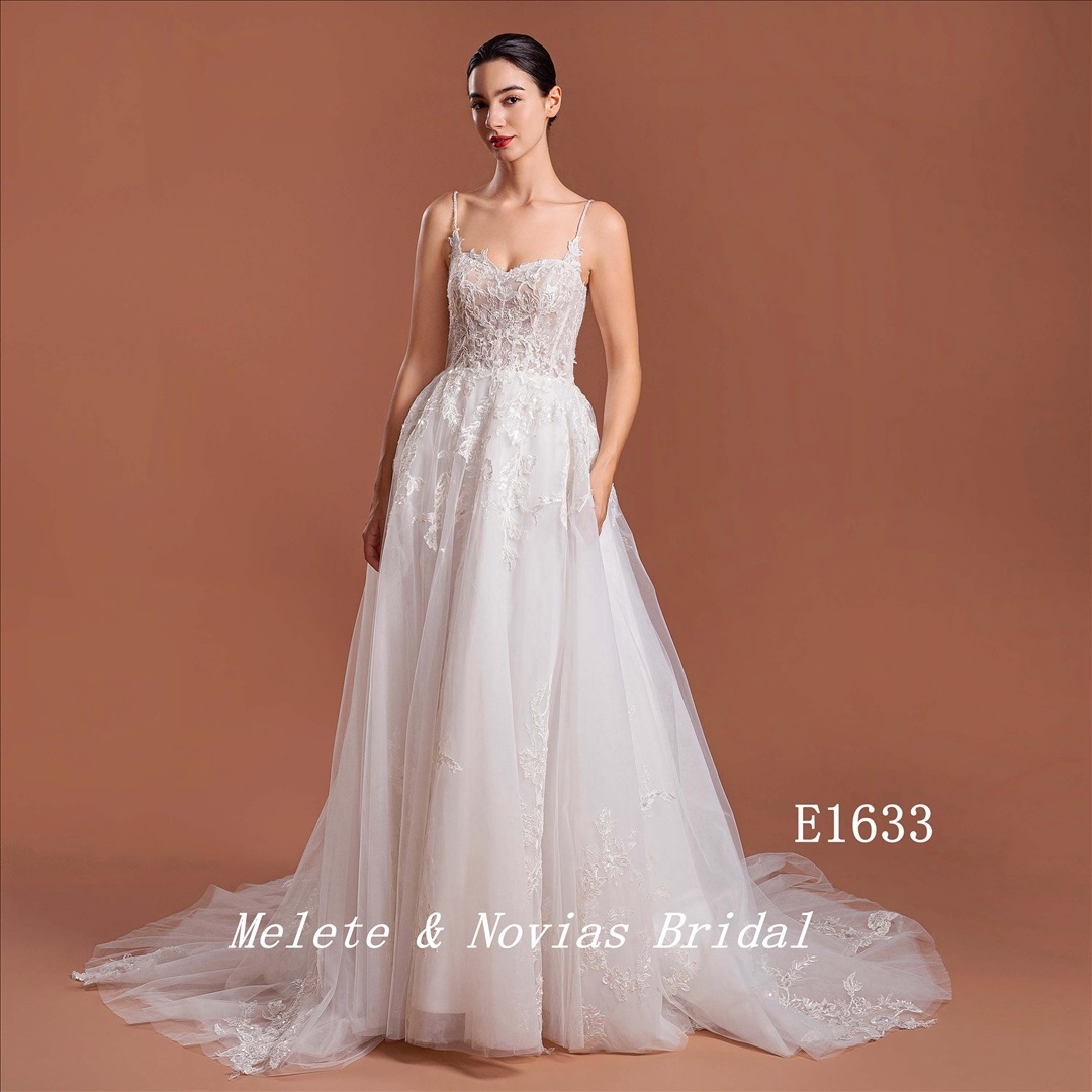 2024 New Sweat Heart Wedding Dress Elegant Spaghetti Strap Bridal Gown