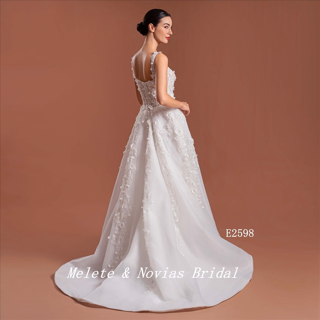 2024 Square Neckline Wedding Dress Elegant Slit Bridal Gown