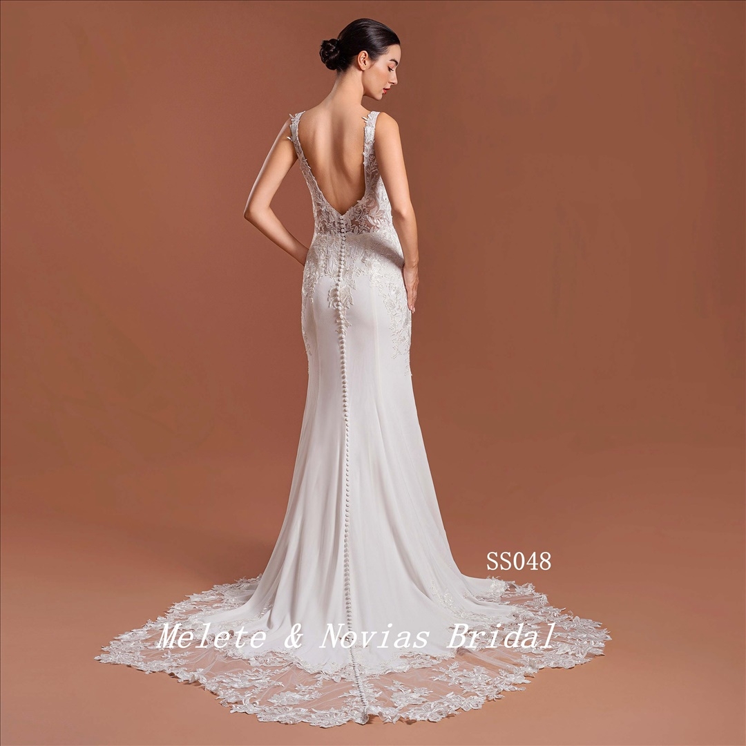 Mermaid Wedding Dress V Neckline Elegant Wedding Gown For Bridal Lady