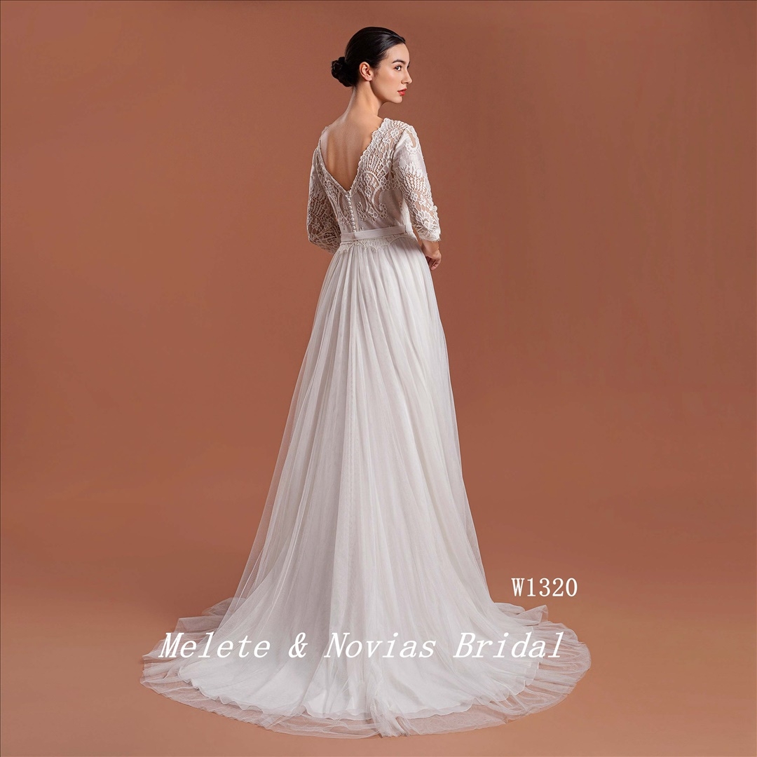 Long Sleeves Wedding Dress Elegant Sheath Wedding Gown For Bridal Lady