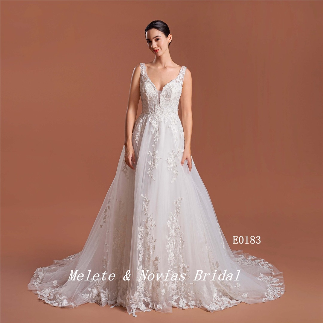 Elegant Wedding A-Line Lace Wedding Gown Bridal Dresses