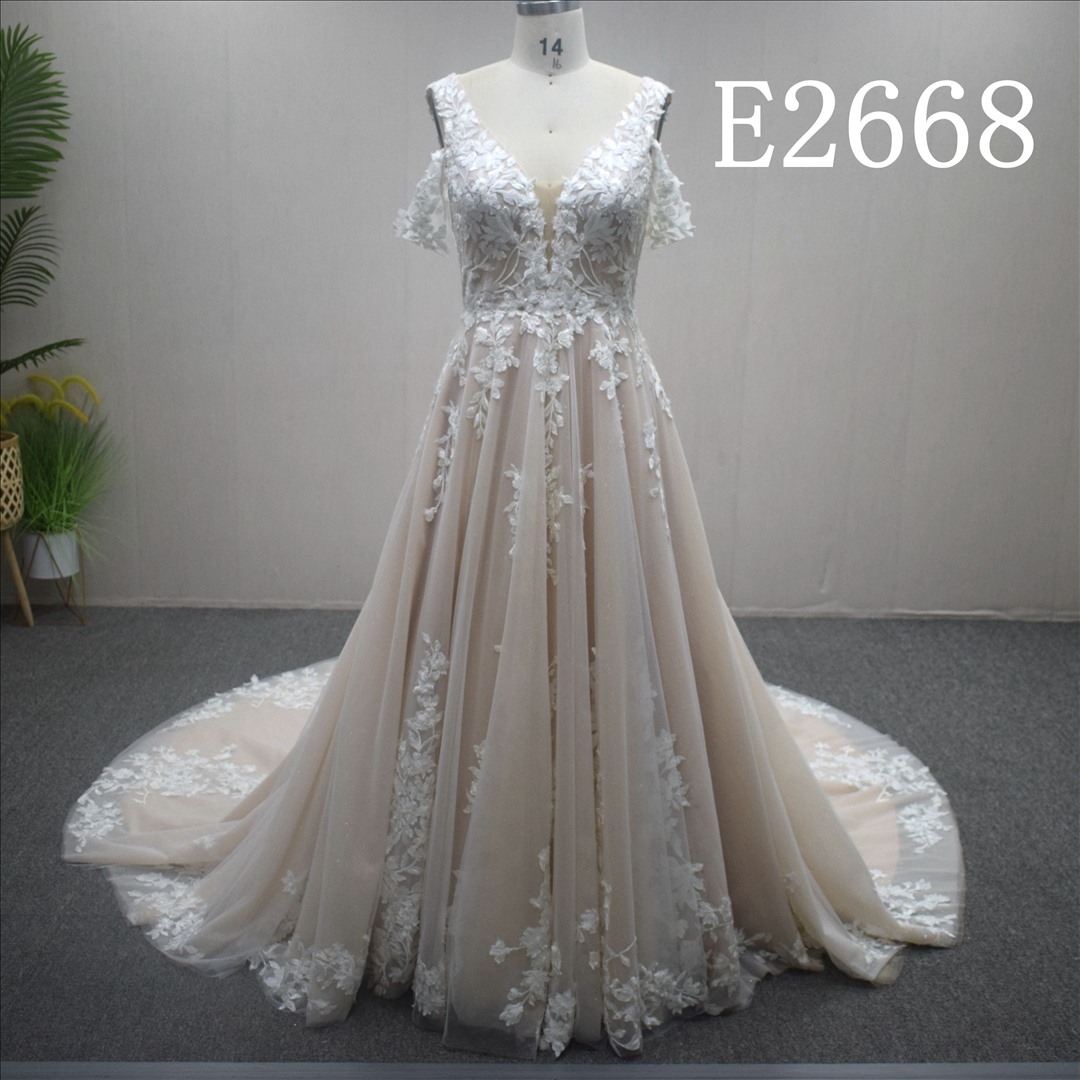 2025 Wedding Dress V Neckline Off Shoulder Bridal Gown