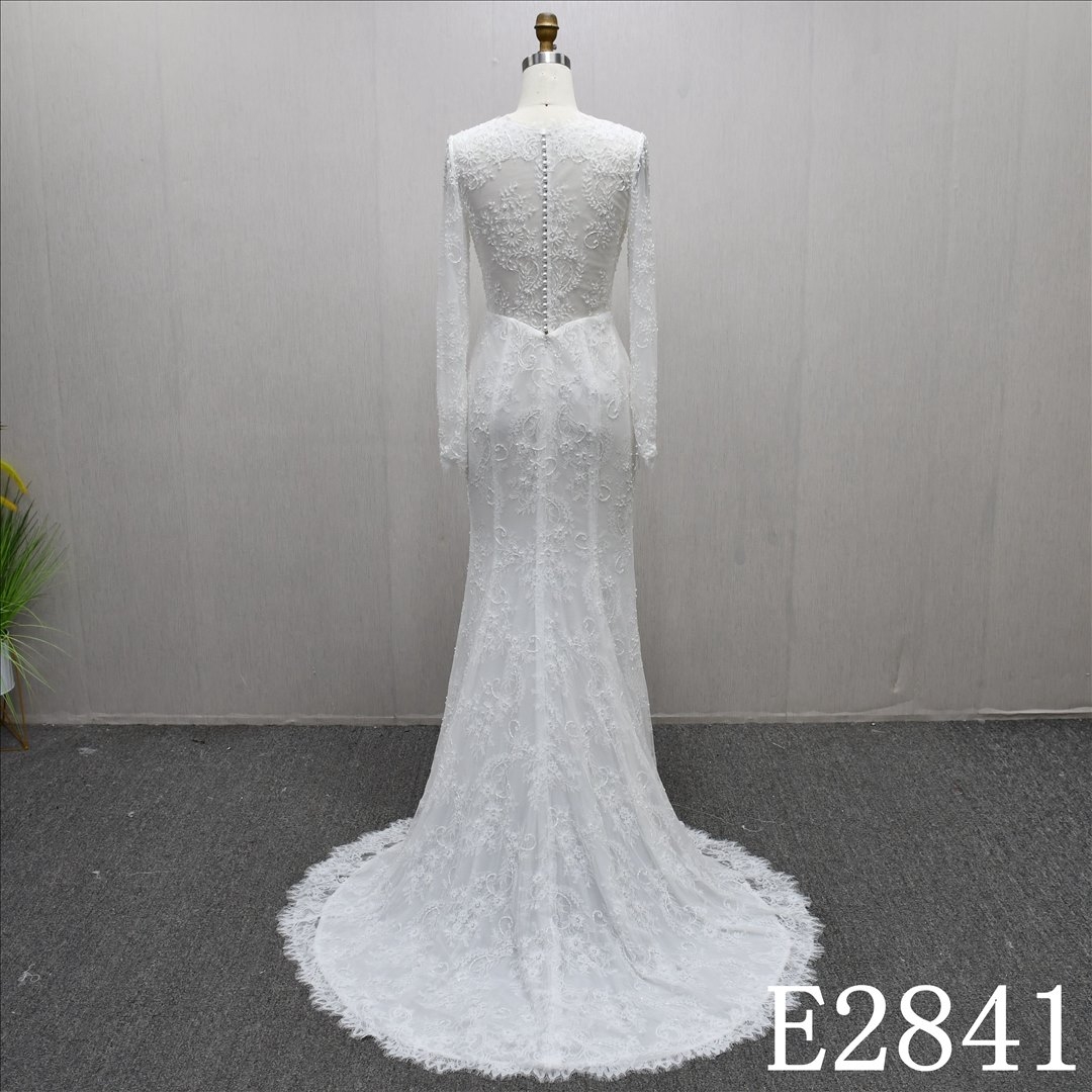 Long Sleeve V-Neckline Lace Wedding Dresses Applique Mermaid Bridal Gowns