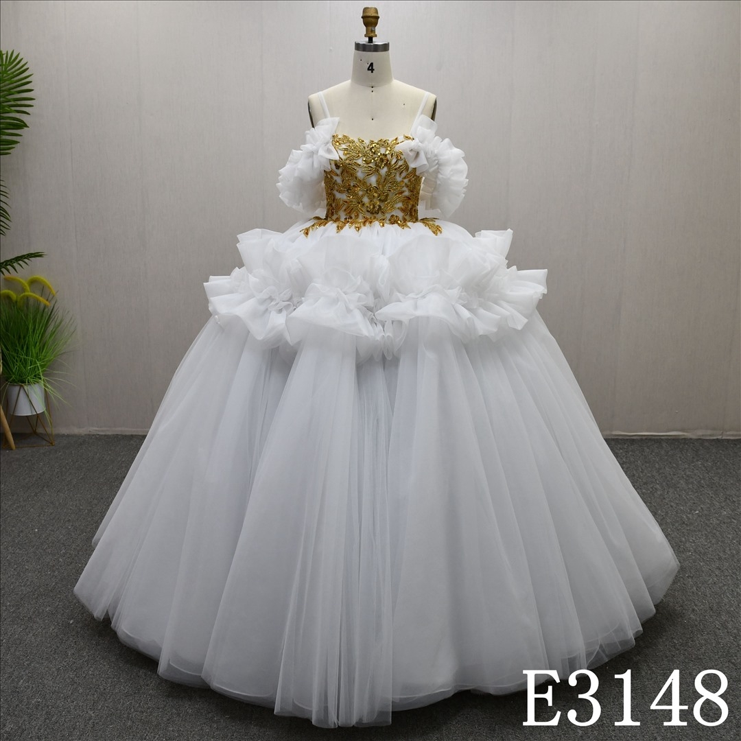 Elegant Strapless Applique Gold Lace Ball Gown Noble  Ruffle Wedding Dresses