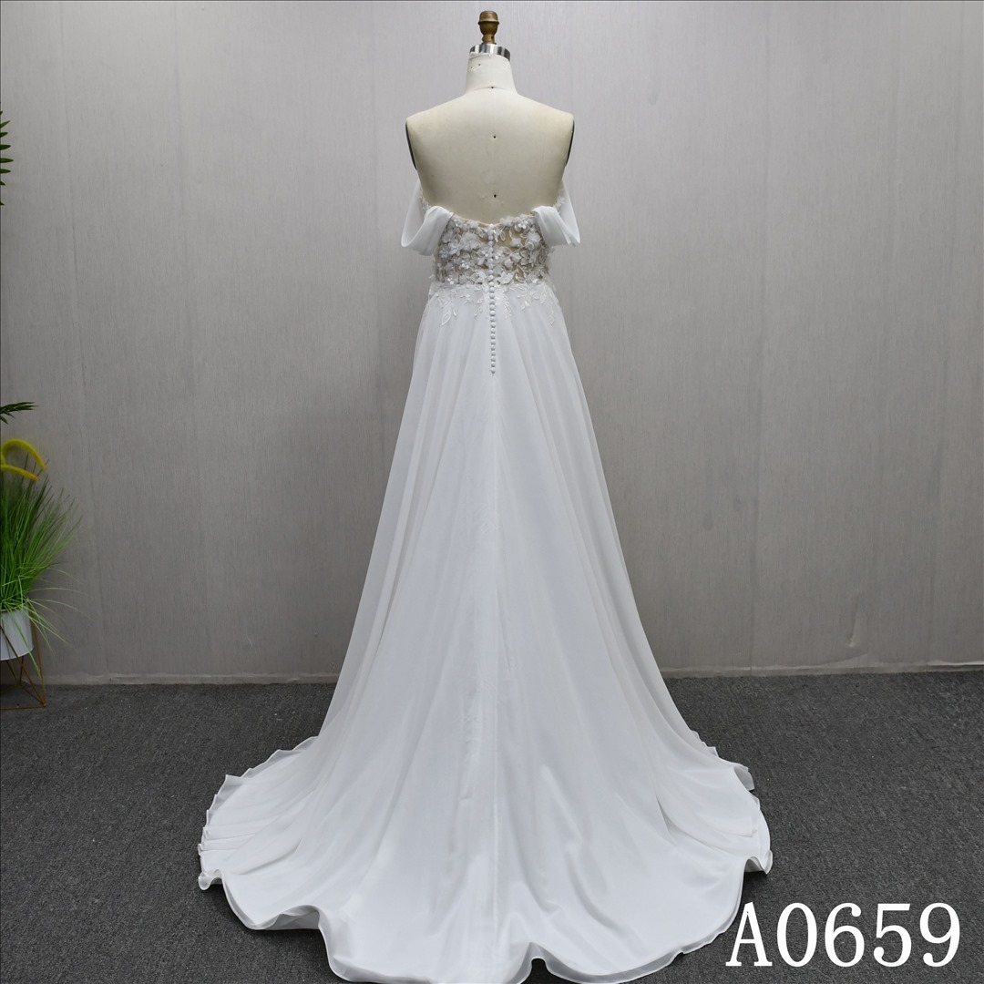 Elegant Lace 3D Flower Beaded Mesh Wedding Dress A-line Strapless Bridal Gowns