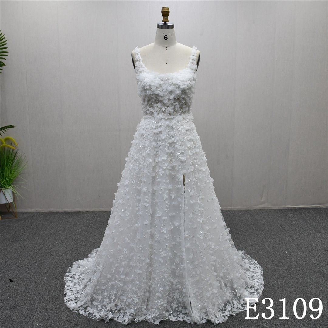 Strapless 3D Flower Wedding Dresses Beaded A-line Split Elegant Bridal Gowns