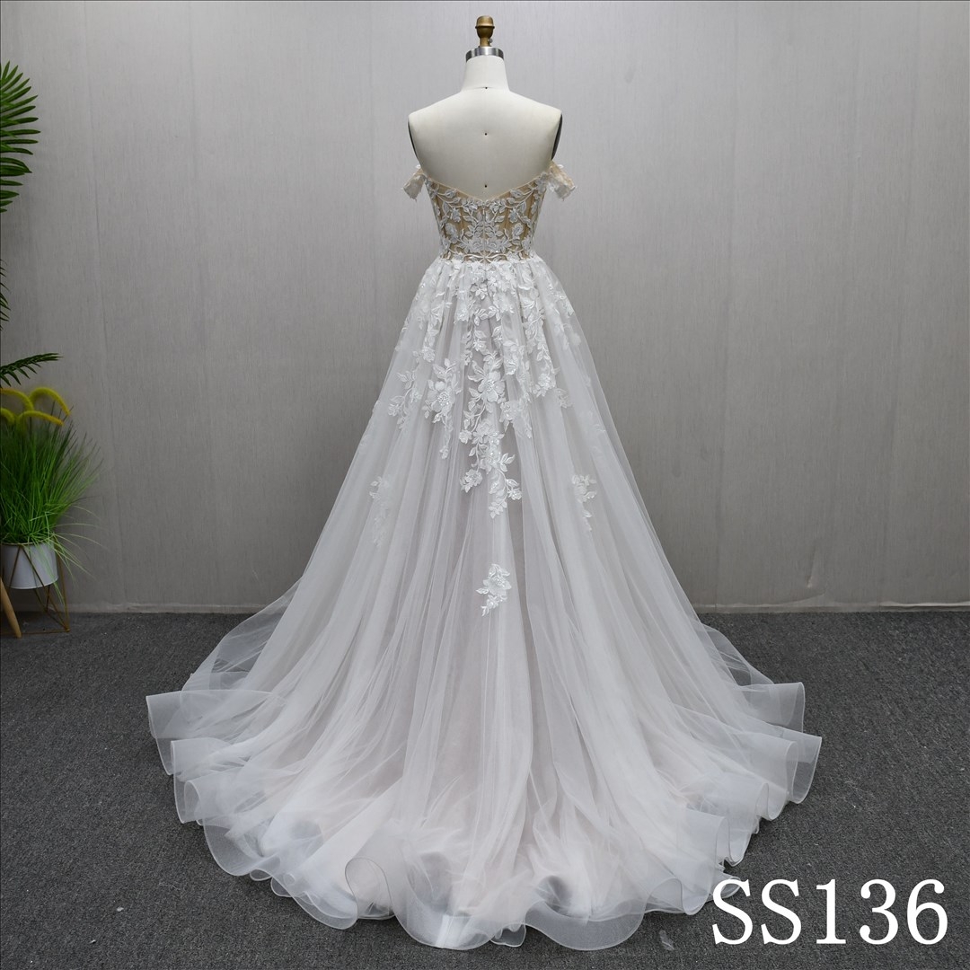 Elegant Tulle Applique Sequins A Line Wedding Dresses Gentle Bridal Gowns