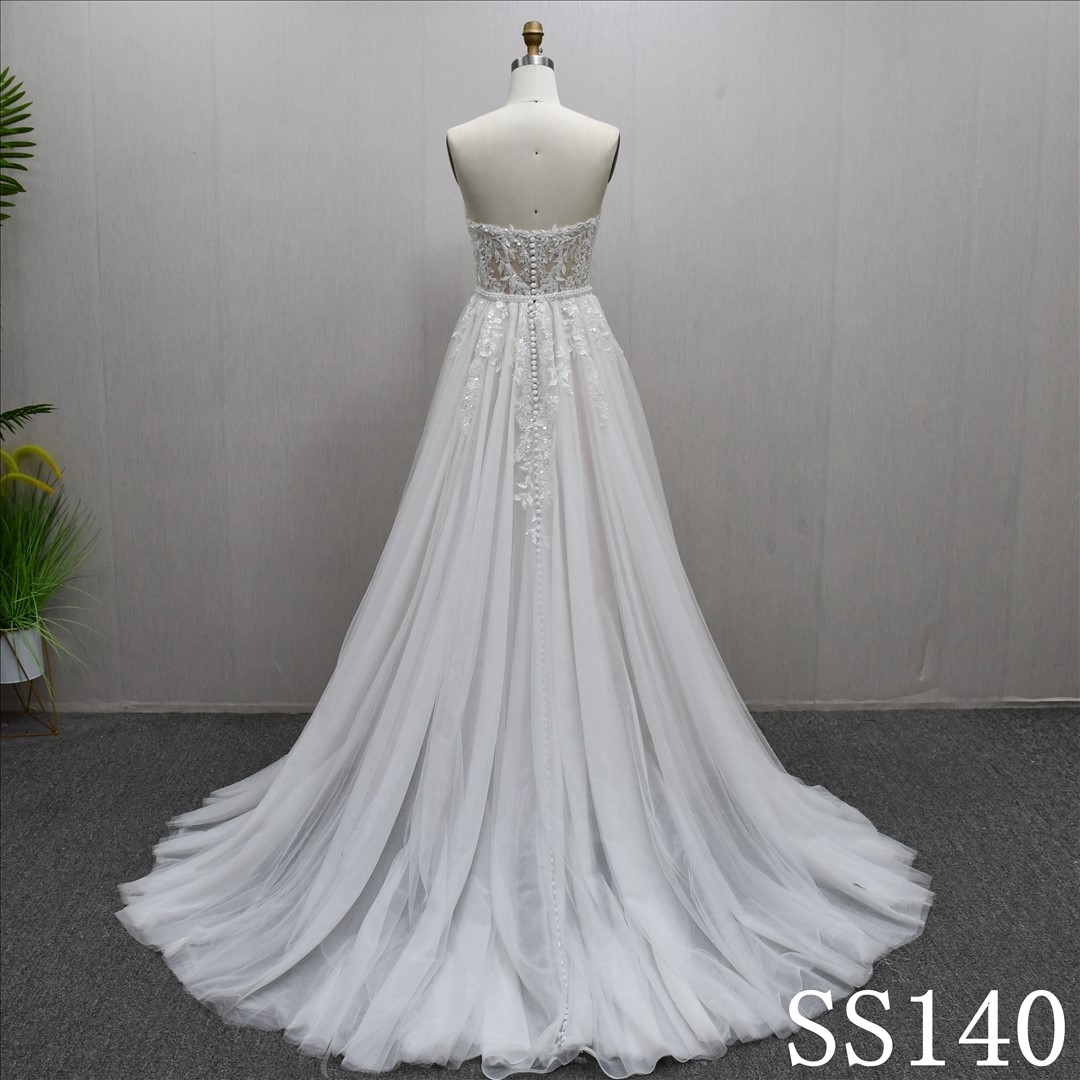 Sweetheart  Neck Lace Applique Wedding Dress Bone Sequins A-line Bridal Gowns