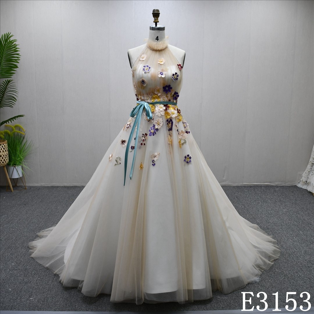 Elegant And Lovely Colorful Flowers Beaded Wedding Dress Bridal Gown