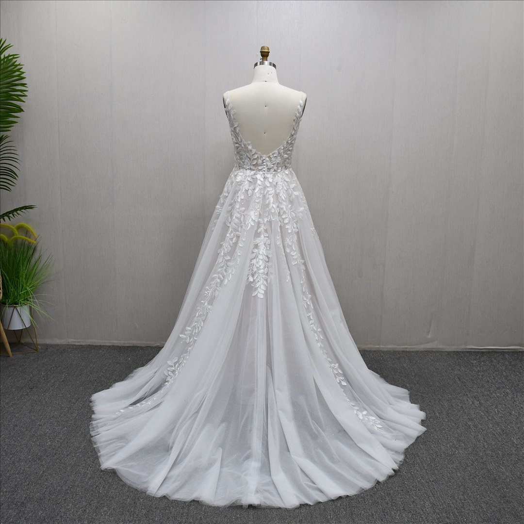 2025 Elegant Detachable Strap Applique And Sequins A-line Gentle Wedding Dress