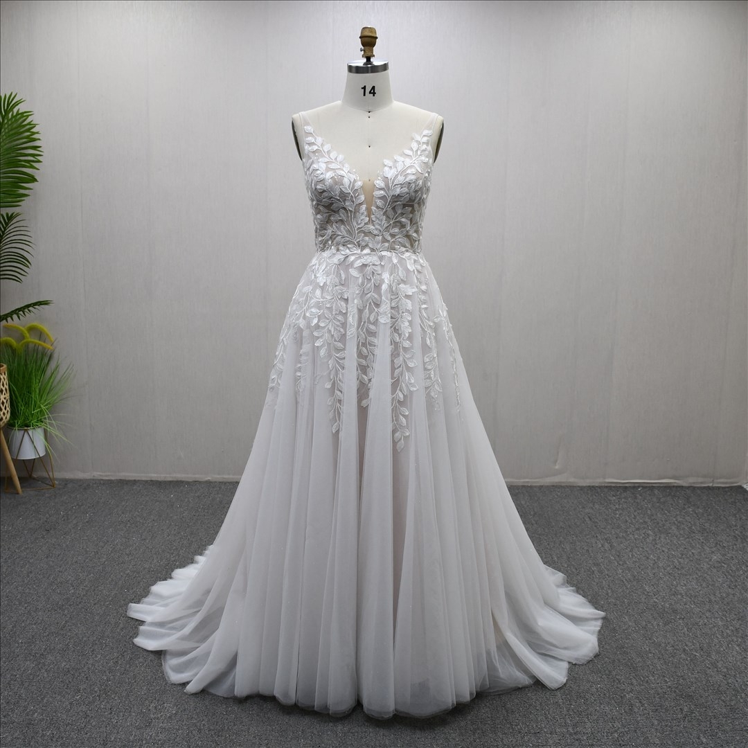 2025 Elegant Detachable Strap Applique And Sequins A-line Gentle Wedding Dress