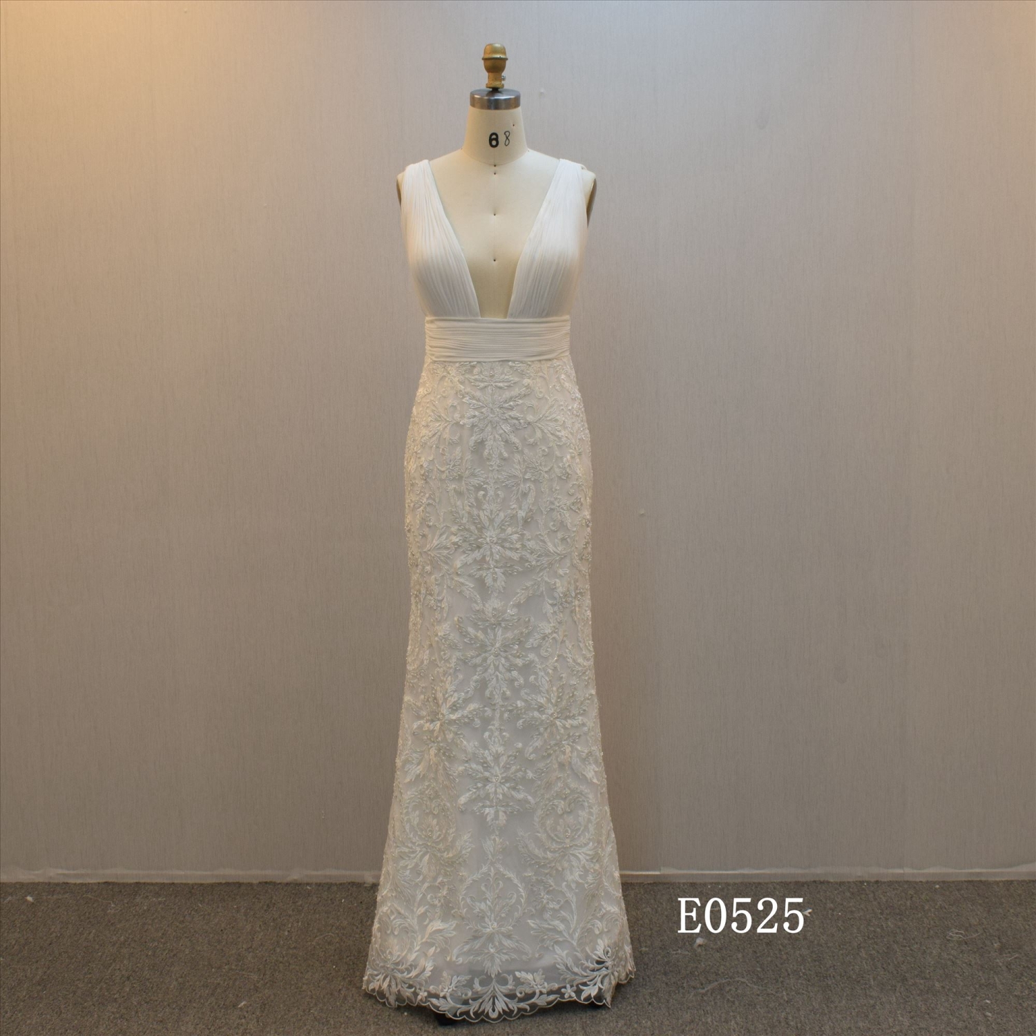 without sleeves wedding dress, best bridal dress supplier, church train