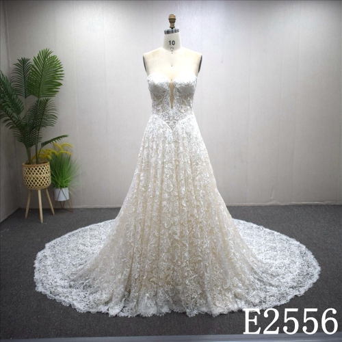 High Quality Luxury A Line Wedding Dress Embroidery Lace Sexy Deep V neck Gown for Bride