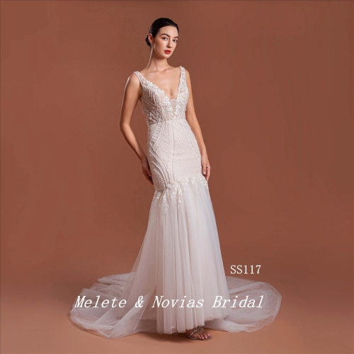 2024 New Mermaid Wedding Dress Elegant V Neckline Lace Bridal Gown