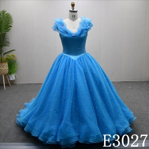 Blue Beaded Ball Gown Butterfly Wedding Dress Elegant Lovely Bridal Gowns